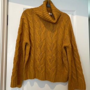 NWT Hem and Tread mustard turtleneck sweater size large